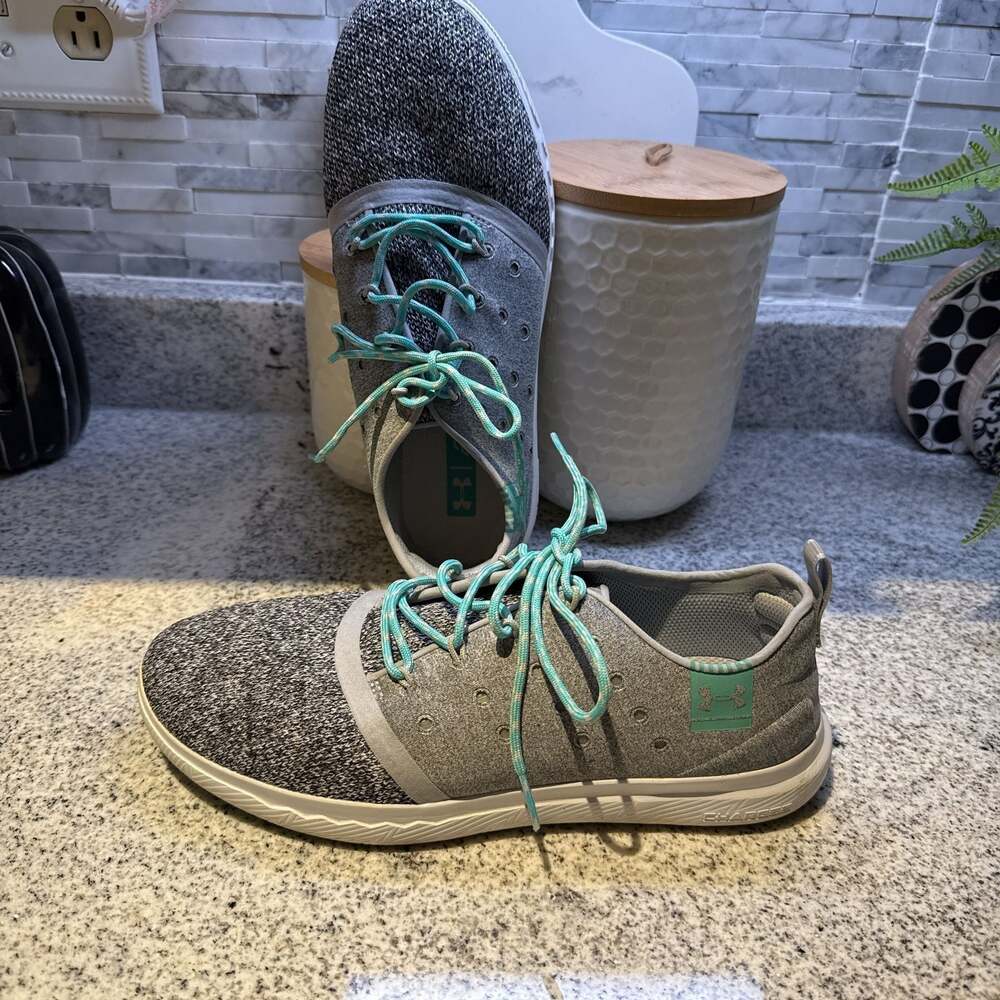 Under Armour Charged 24/7 Low Gray‎ & Teal Running Shoes